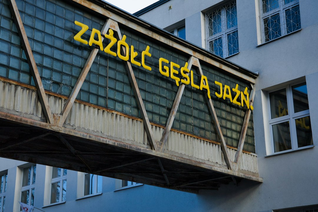 Glazbeni susret koji zaustavlja vrijeme: Crvena Jabuka u Lisinskom s Bebekom i Fazlom