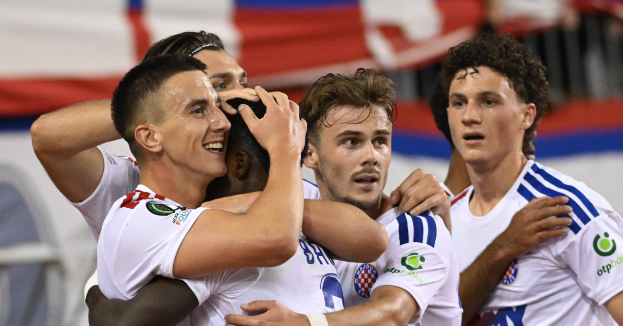Šesnaest godina čekanja, Bamba za vodstvo: Hajduk na poluvremenu vodi protiv Ajaxa